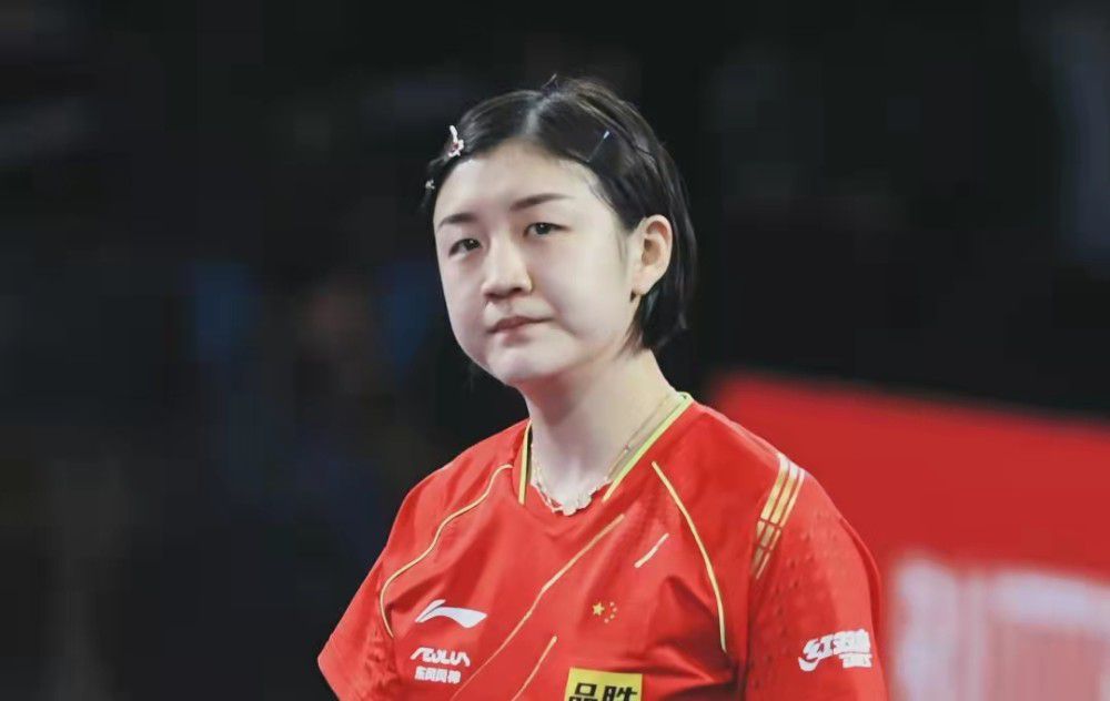 诱惑儿子朋友的年轻妈妈