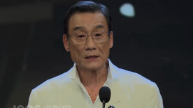 少妇被三个黑人4p到爽